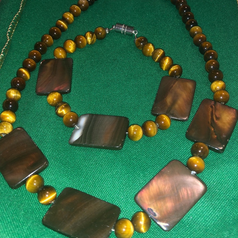 tiger eye bracelet & necklace !! 🐯